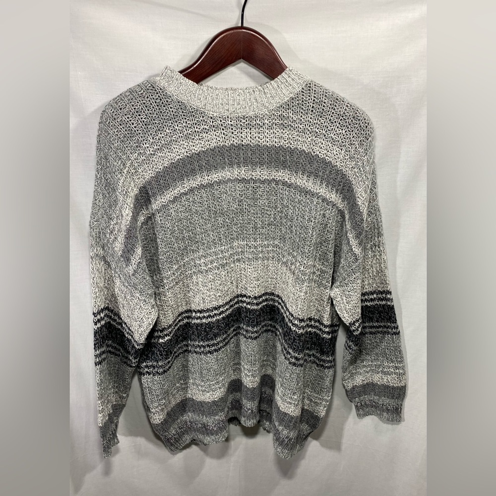 American Eagle Outfitters Woman’s Striped Sweater, size L NWT